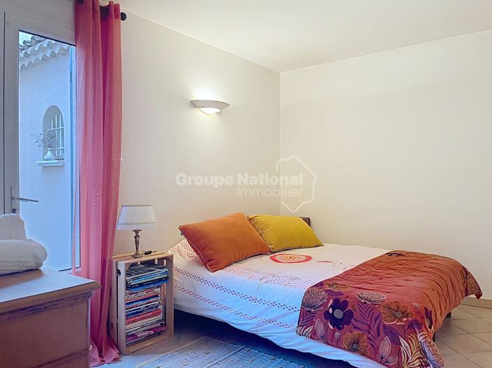 Image No.16-3 Bed House for sale