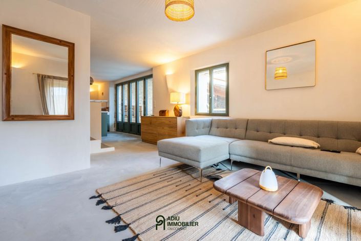 Image No.6-4 Bed House for sale