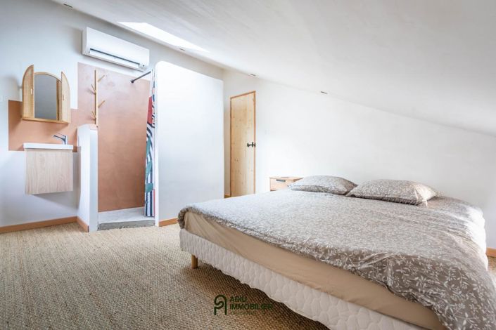 Image No.9-4 Bed House for sale