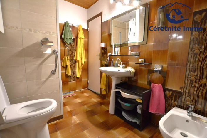 Image No.12-5 Bed House for sale