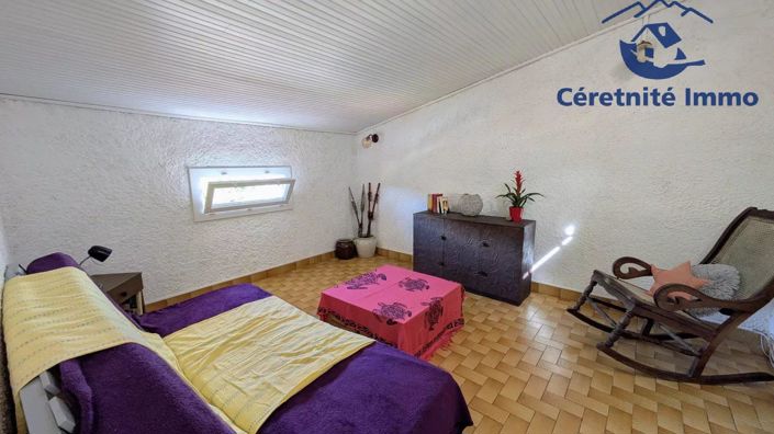 Image No.19-5 Bed House for sale