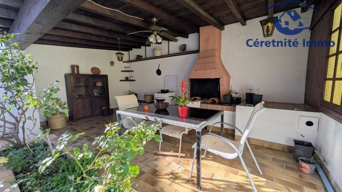 Image No.21-5 Bed House for sale