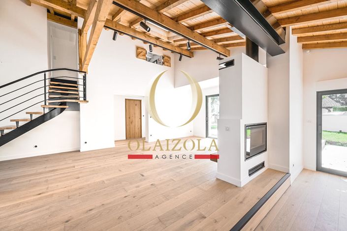 Image No.3-4 Bed House for sale