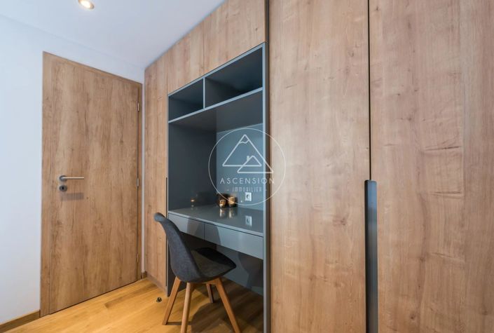 Image No.12-3 Bed Apartment for sale