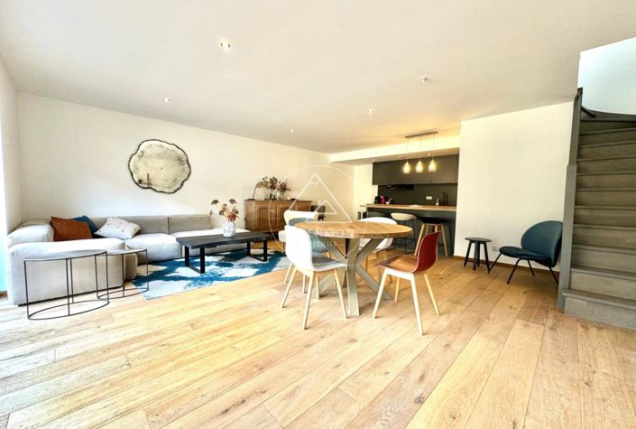 Image No.10-3 Bed House for sale