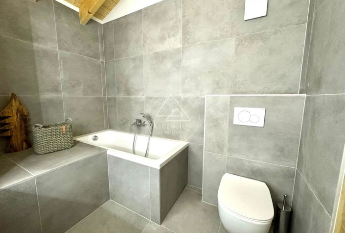 Image No.16-3 Bed House for sale