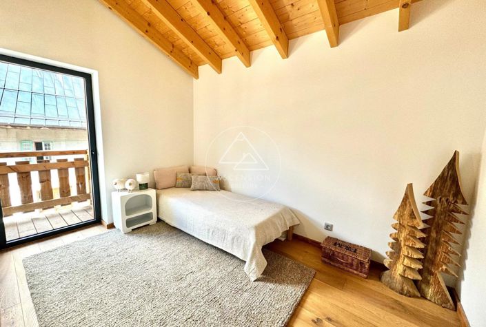 Image No.6-3 Bed House for sale