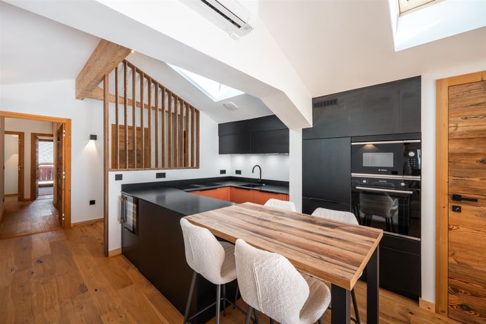 Image No.15-3 Bed Apartment for sale