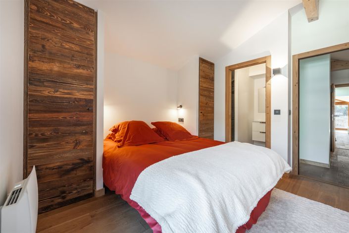 Image No.20-3 Bed Apartment for sale