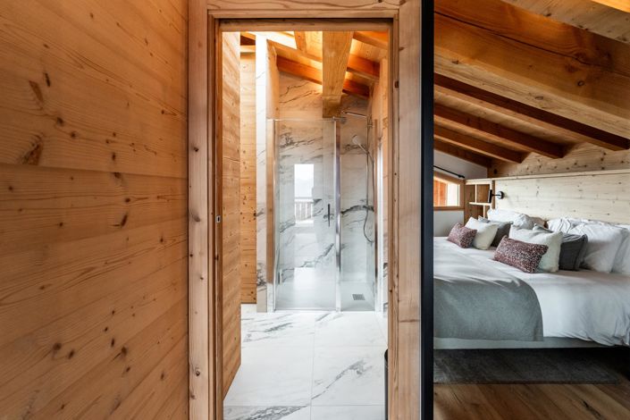 Image No.14-3 Bed House for sale