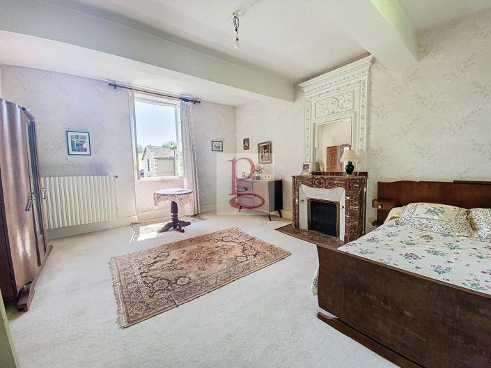 Image No.12-4 Bed House for sale