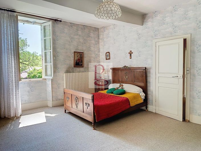 Image No.13-4 Bed House for sale