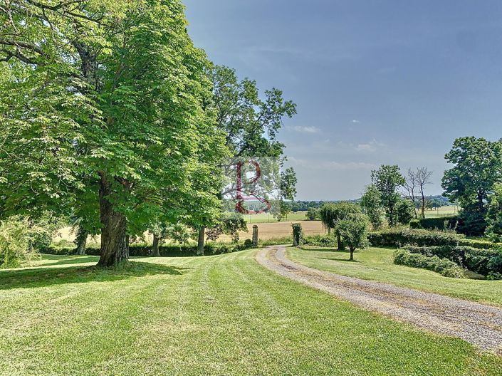 Image No.19-4 Bed House for sale