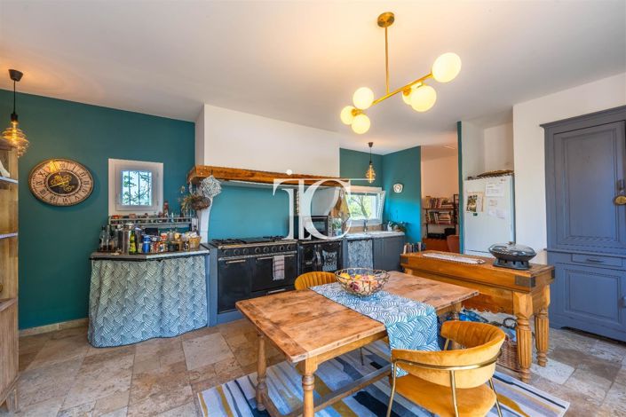 Image No.19-4 Bed House for sale