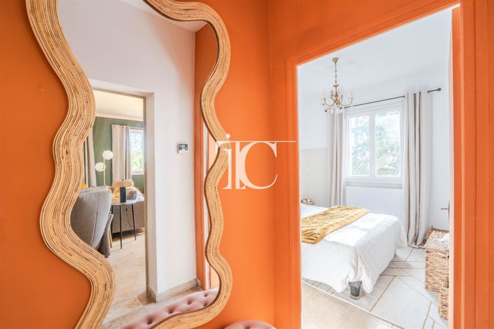 Image No.22-4 Bed House for sale