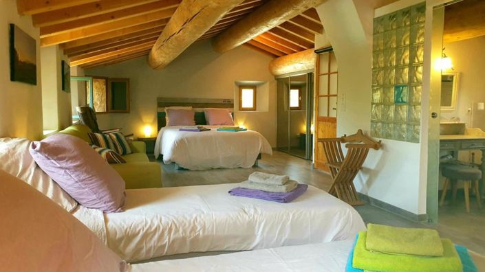 Image No.6-5 Bed House for sale