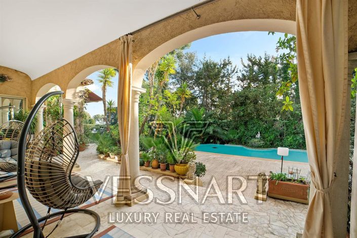 Image No.7-4 Bed House for sale