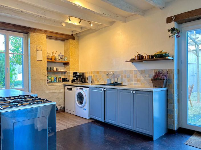 Image No.8-4 Bed House for sale