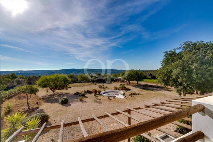 Image No.10-3 Bed House for sale