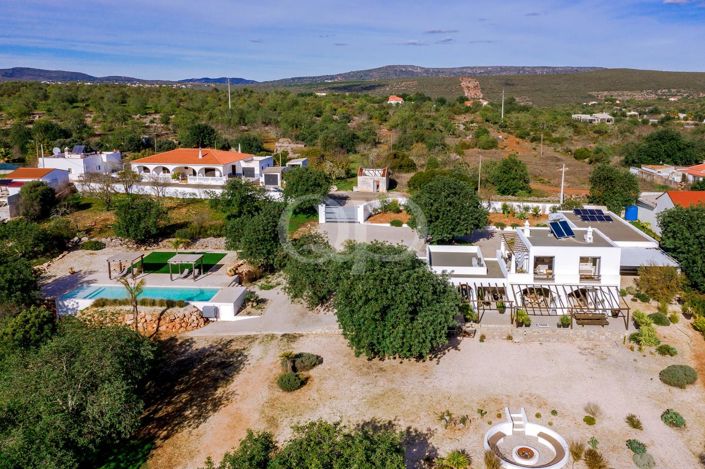 Image No.17-3 Bed House for sale