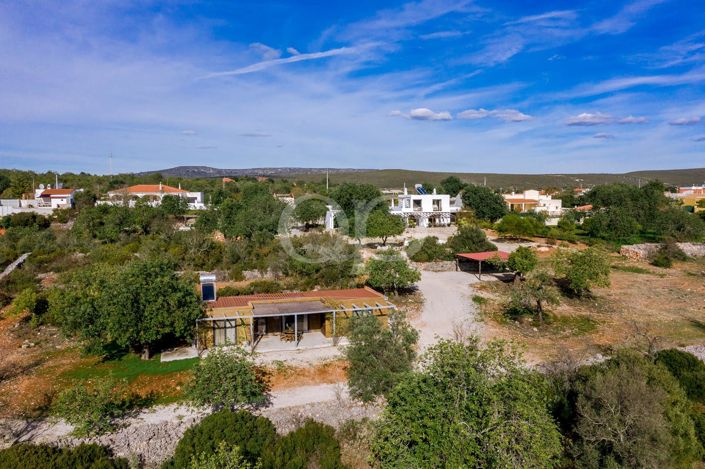 Image No.25-3 Bed House for sale