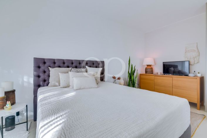 Image No.32-3 Bed House for sale