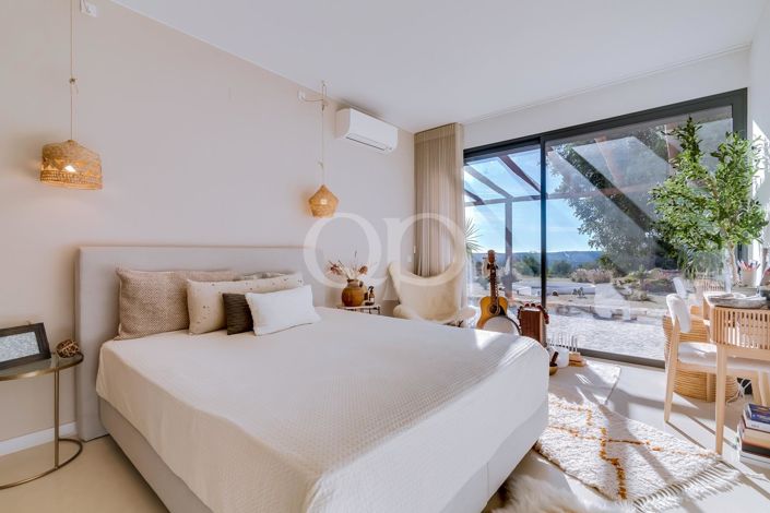 Image No.40-3 Bed House for sale