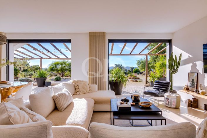 Image No.57-3 Bed House for sale