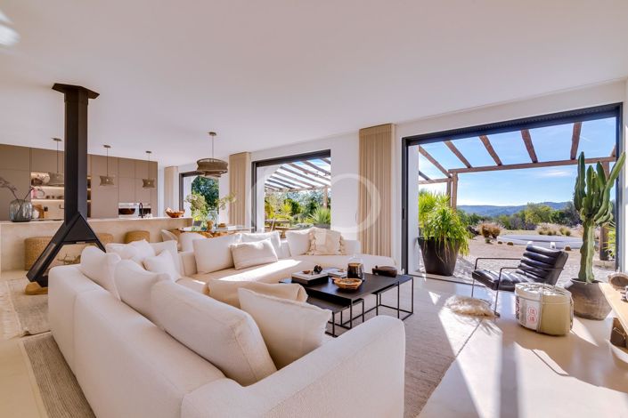 Image No.58-3 Bed House for sale