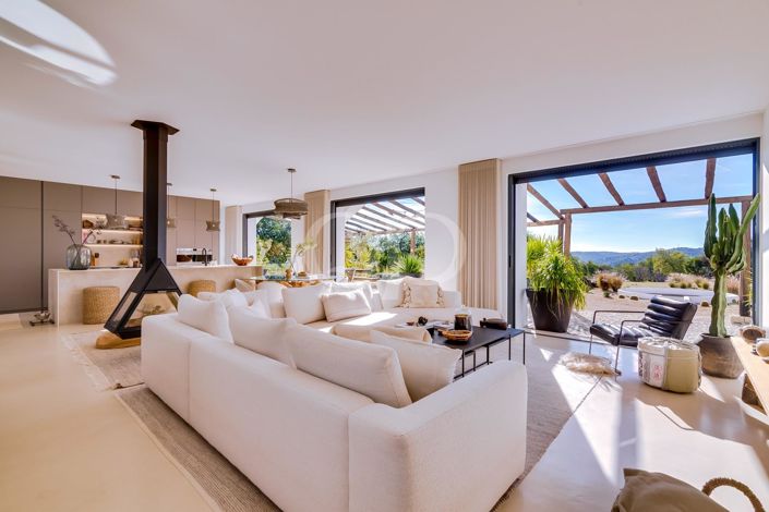 Image No.59-3 Bed House for sale