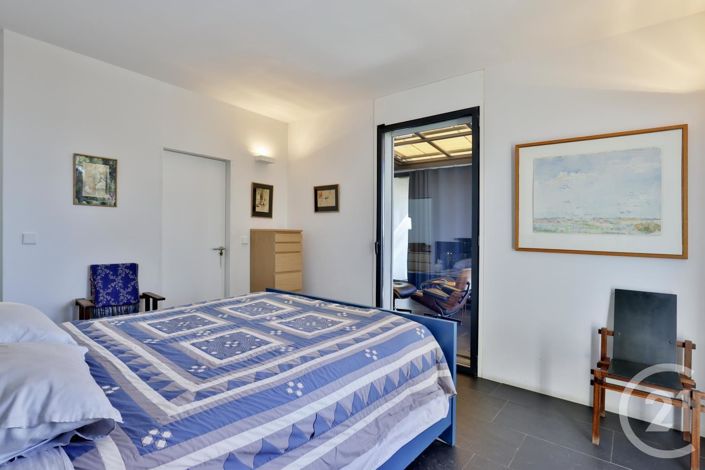 Image No.23-4 Bed House for sale