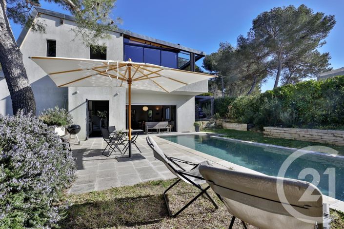 Image No.4-4 Bed House for sale