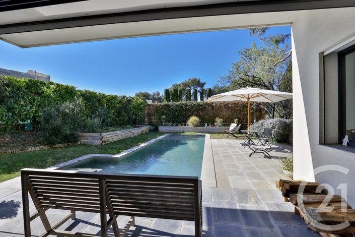 Image No.7-4 Bed House for sale