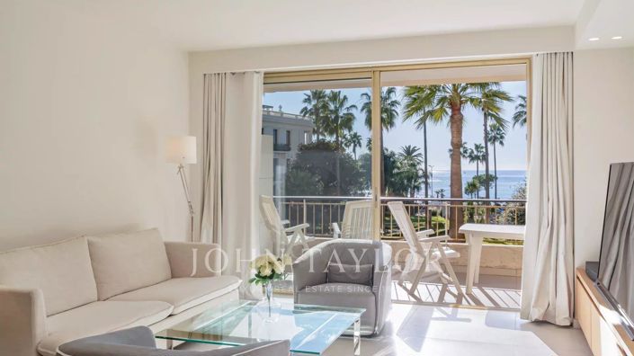 Image No.3-3 Bed Apartment for sale