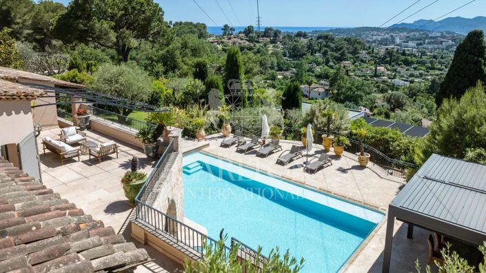 Image No.2-5 Bed House for sale