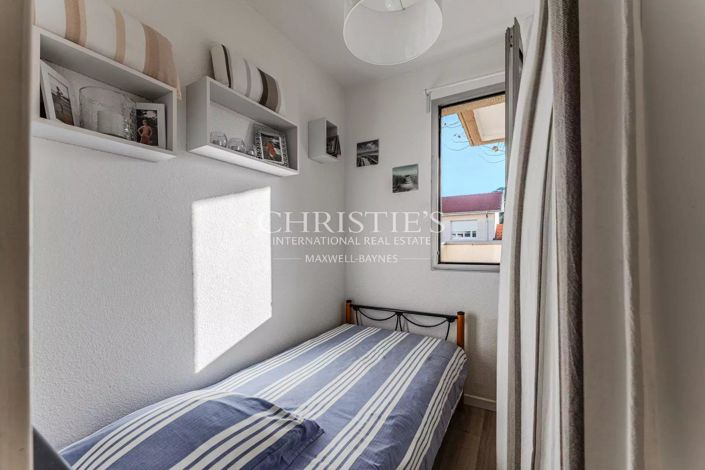 Image No.4-Apartment for sale