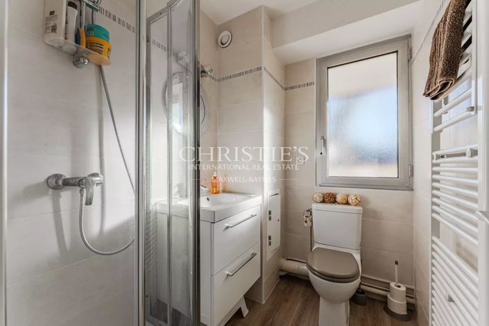 Image No.5-Apartment for sale