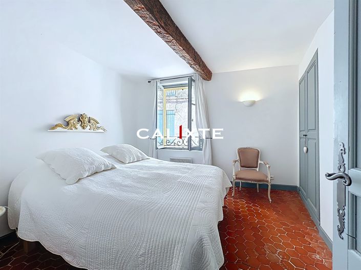 Image No.15-3 Bed House for sale