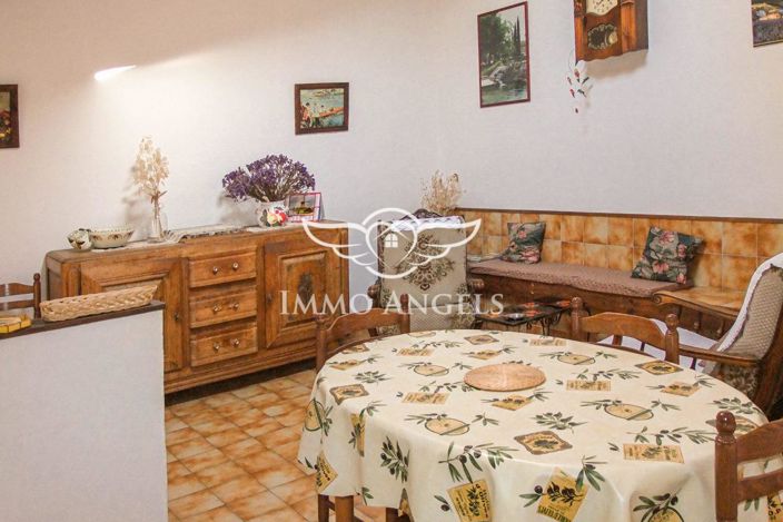 Image No.14-10 Bed Property for sale