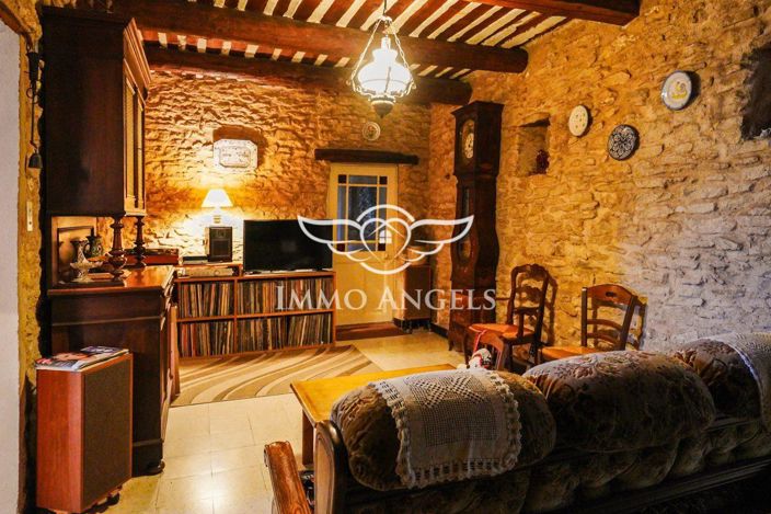 Image No.16-10 Bed Property for sale