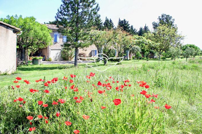 Image No.2-10 Bed Property for sale