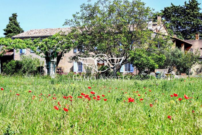 Image No.3-10 Bed Property for sale