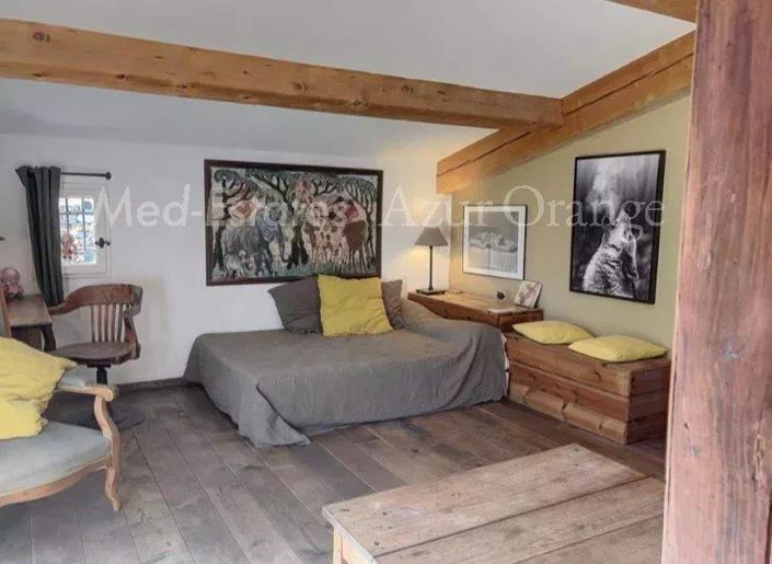 Image No.11-3 Bed House for sale