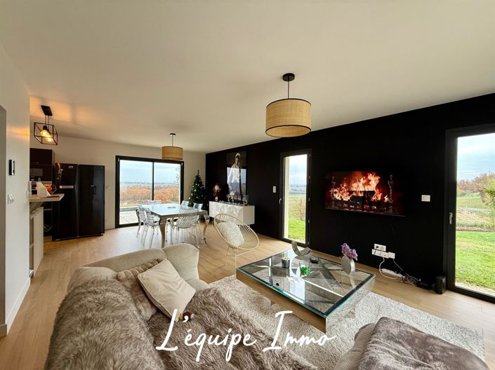 Image No.2-3 Bed House for sale