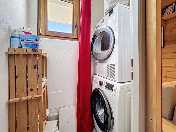 Image No.25-3 Bed House for sale