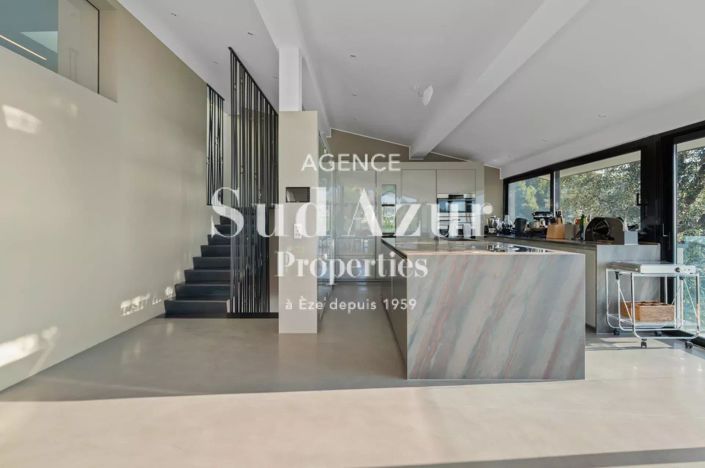 Image No.21-House for sale