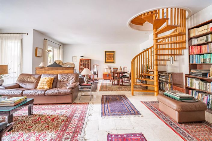 Image No.5-3 Bed Apartment for sale