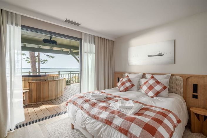 Image No.11-8 Bed House for sale