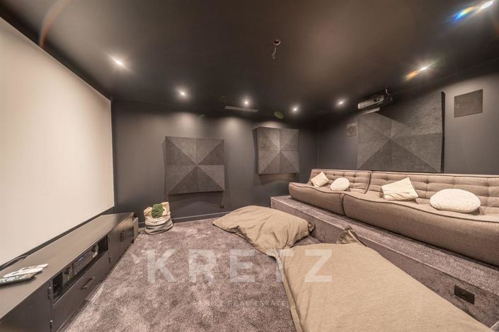 Image No.15-8 Bed House for sale