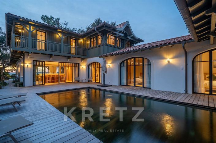 Image No.20-8 Bed House for sale